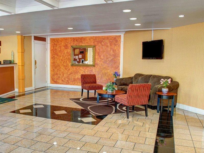 Quality Inn North Yellow Tavern Extérieur photo