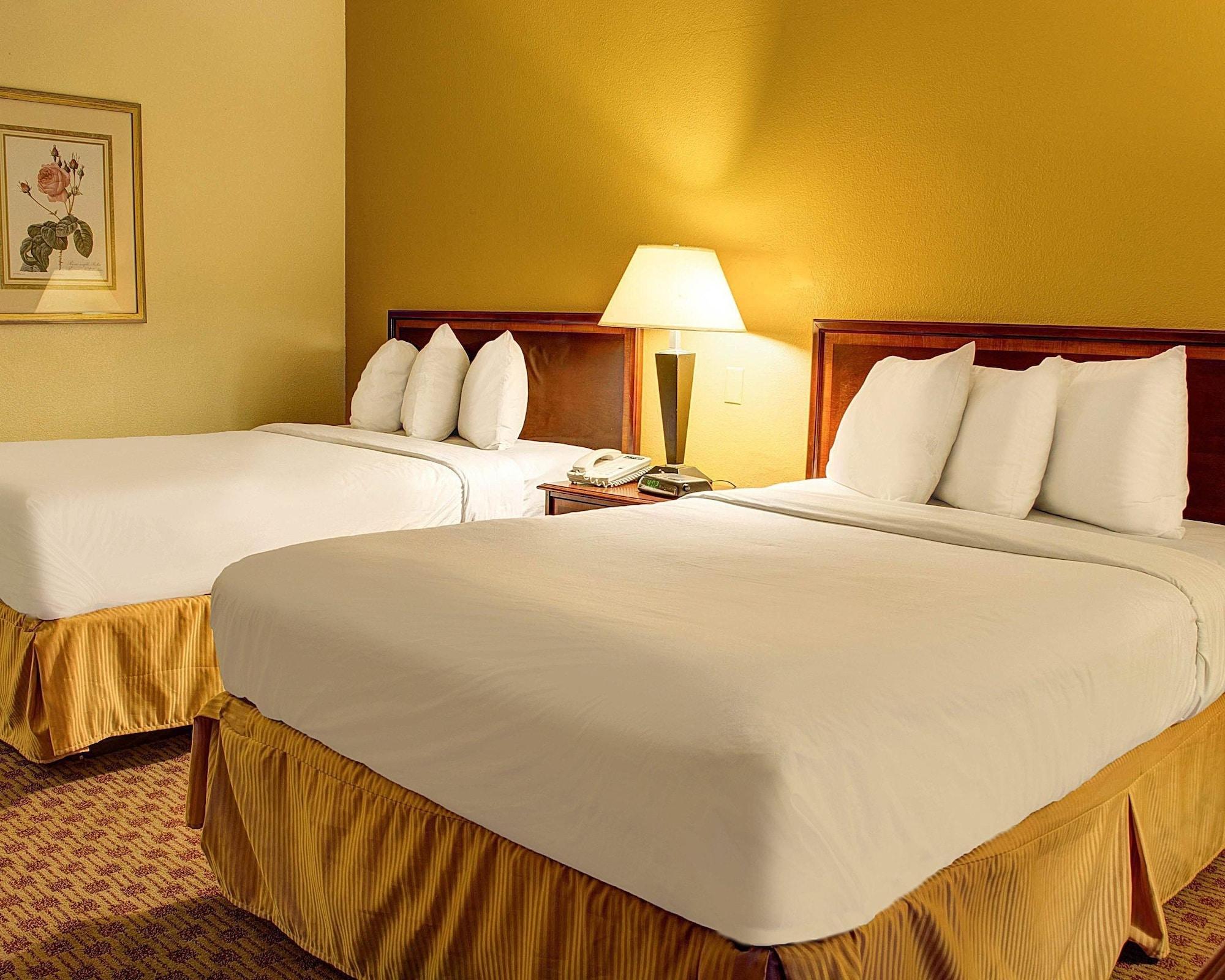 Quality Inn North Yellow Tavern Extérieur photo