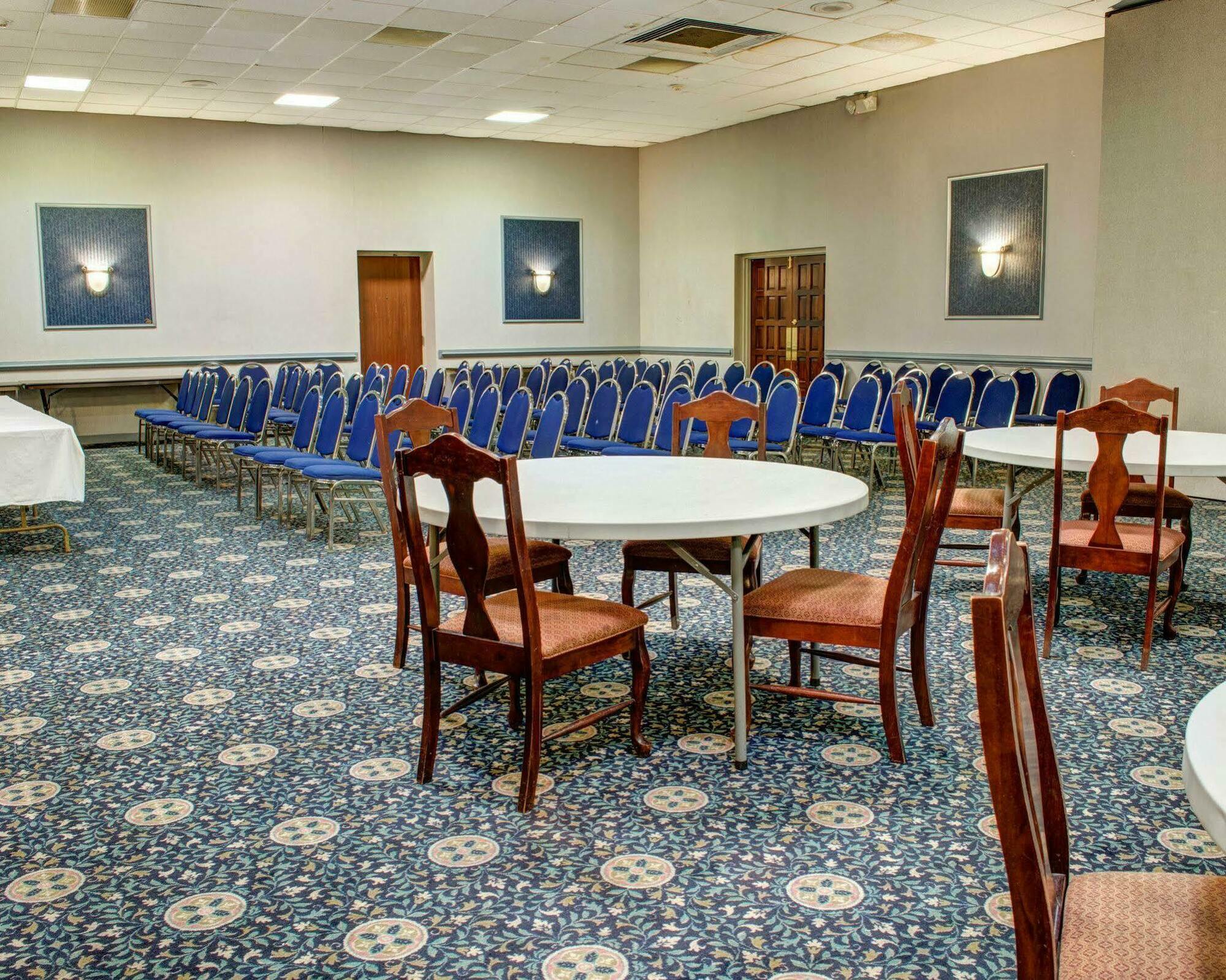 Quality Inn North Yellow Tavern Extérieur photo